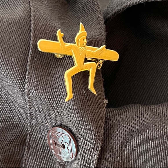 VINTAGE Brownie Uniform Girl Guides of Canada Alfred Sung Badges Pin Belt 70's - Picture 9 of 17